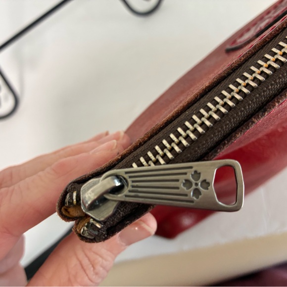 Patrica Nash Distressed Red Leather Clutch Bag - Magnetic Fold Over - Picture 9 of 12